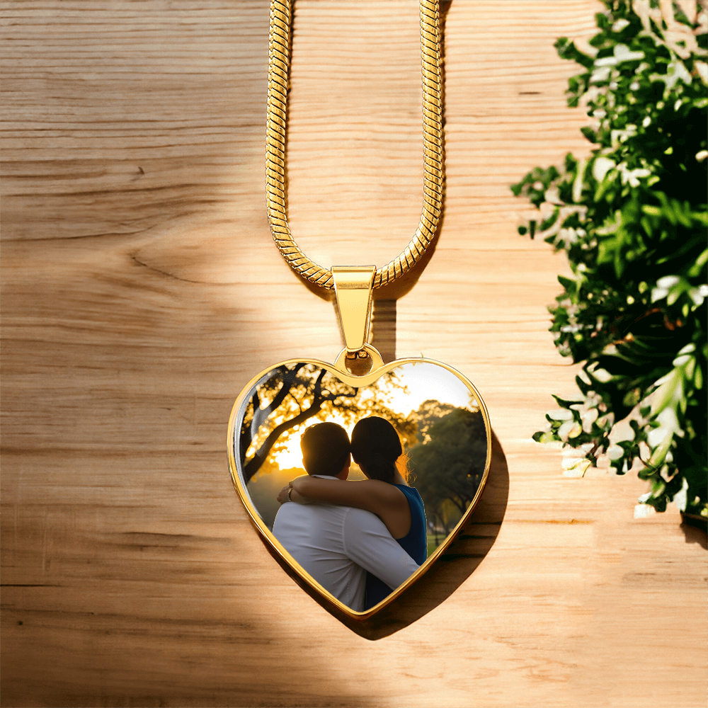 Custom Heart Photo Necklace – Personalized Picture Pendant, Mother's Day Gift for Mom, Wife, Daughter, or Granddaughter
